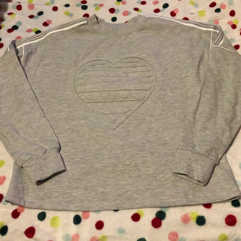 No Boundaries grey heart sweatshirt New with Tags